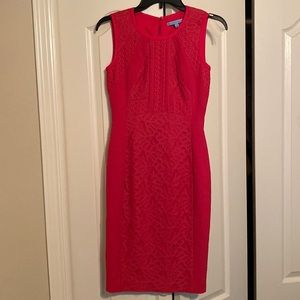 Antonio Melani Dress like new in fiusha in size 0 it looks very nice